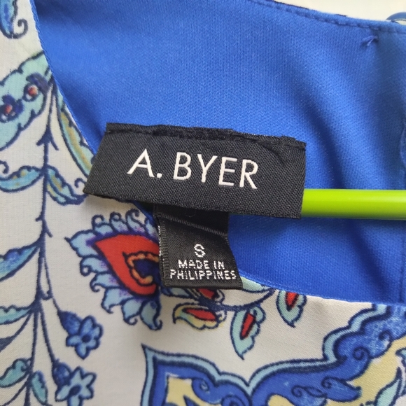 Ladies Sleeveless Dress - Picture 6 of 9